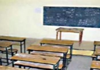 مشادة كلامية حول سعر السمك تمنع المدرسين من الذهاب الى مدارسهم