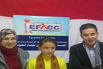 حقوق الطفل يكرم طفلة الاسكندرية الغير محجبة