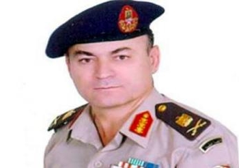 قائد الجيش الثالث بالسويس: تغيير الزى العسكرى