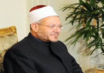 مفتي الجمهورية: المساس بالأزهر وشيخه مساس بأمن مصر