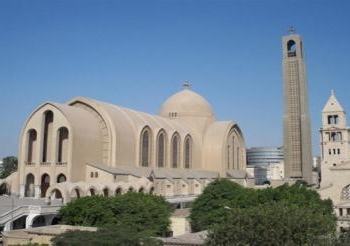 وفد من رئاسة الجمهورية يجتمع فى الكاتدرائية الآن لبحث تداعيات الأزمة