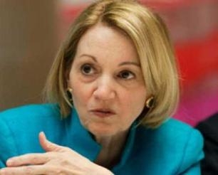 السفيرة الأمريكية تأسف لأحداث العنف بالكاتدرائية