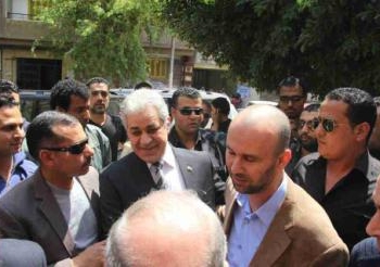 صباحى يناظر طلاب الاخوان ويعطى درس للتعامل مع المعارضة
