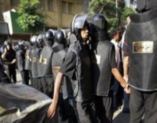 هجوم بالأسلحة الآلية وقذائف الآر بي جي على معسكر الأمن المركزي في رفح