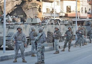 هدوء حذر يسود مدينة طرابلس اللبنانية بعد مقتل 40 شخصا