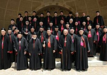 المجمع المقدس للموارنة يناقش قضايا كنسية و ينتخب مطران لافريقيا