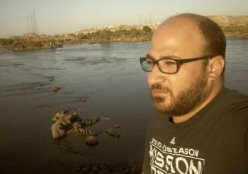 مسيرة لنشطاء الأسكندرية أمام منزل الناشط السياسي حسن مصطفي بمحرم بك