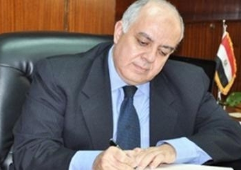 عقد اجتماع للجنة إدارة المقابل المحلى للديون الإيطالية