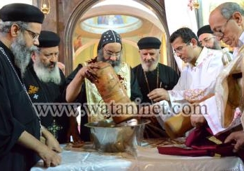 بالصور والفيديو عشية وتطيب رفات القديس مارمرقس الرسول