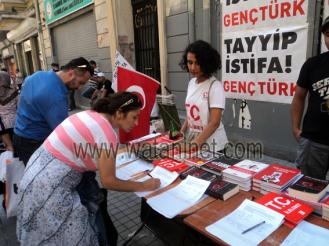 بالصور ..الشباب التركى يدشن حملة لاستقالة أردوغان