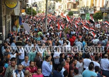 وصول مسيرة شبرا الى محيط قصر الاتحادية