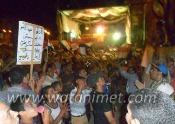 الآلاف ببني سويف يحتفلون برحيل مرسي