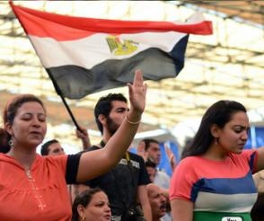 انبا قلته: لن نكف عن الصلاة من اجل وطننا و من اجل كنائسنا وجوامعنا