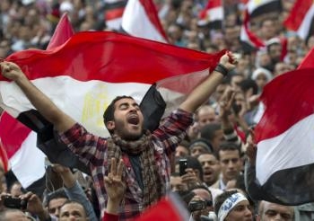 تمرد والجبهة وشباب الانقاذ فى بيان يرفضون عقد صفقات ضد طموح الشعب