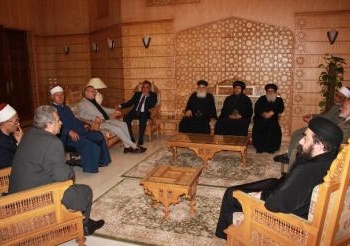 وفد من الكنيسة القبطية يقدم التهنئة للازهر و لدار الافتاء