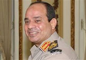 لافتات فى شوارع السويس تهنئ السيسى و الجيش