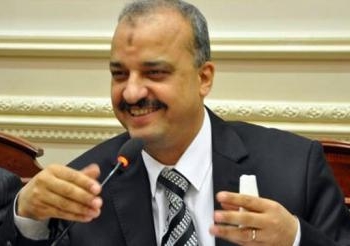 البلتاجي يظهر على الجزيرة نافيا اعتقاله ويؤكد مقتل ابنته..