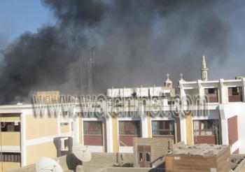 حرائق وتحطيم بمركز شرطة ابوقرقاص  والبلطجية يستولون عليه