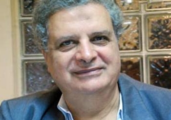 وكيل مؤسسي “الدستور ” يتقدم بإستقالته “