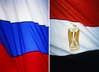 وزير الخارجية يبحث مع نظيره الروسي الأزمة السياسية بمصر