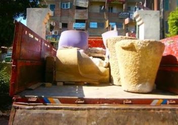 نقل 14 قطعة من متحف ملوي المدمر لمخزن متحفي