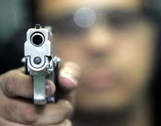 ناشط حقوقي بالمنيا يتلقى تهديدات بالقتل وأسرته