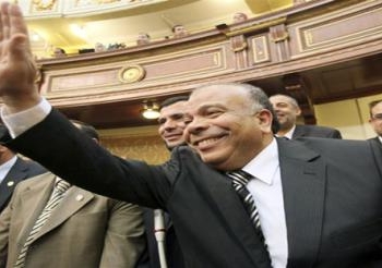 حبس  مدير مكتب الكتاتني بالمنيا