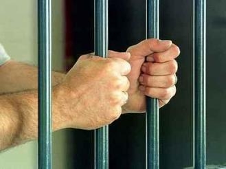الحكم بحبس 4 متهمين بالسجن لإثارة الفتن ضد الجيش