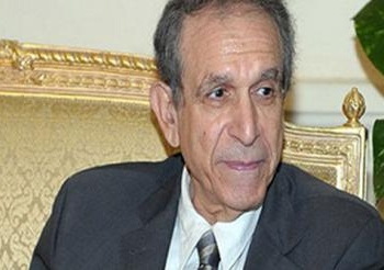 المركز المصرى يطالب وزير التعليم بتشكيل لجنة محايدة للتحقيق فى ازمة