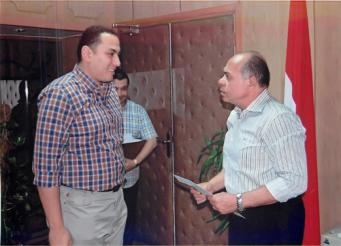 مدير امن المنيا يكرم ضباط وافراد الشرطة لجهودهم في ضبط  الإرهابيين