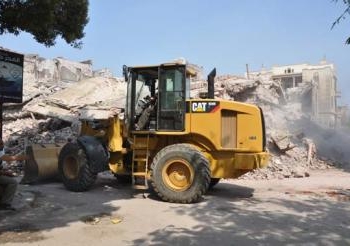 رفع أنقاض  محكمة بني سويف  التي حرقت علي يد الاخوان