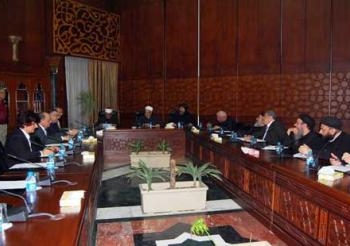 أعضاء مؤتمر بيت العائلة من الائمة و القساوسة يلتقون بوزير الاوقاف