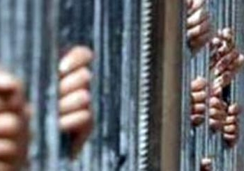 ضبط 11 متهم بحرق واقتحام مراكز الشرطة والكنائس والمنشات بالمنيا