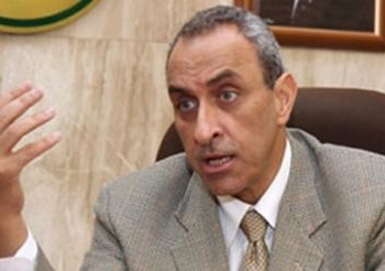 وزير الزراعة: نفقد 1.5 مليون طن قمح سنويًا لسوء التخزين