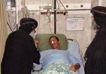 الانبا موسي و الانبا رافائيل في زيارة لمصابين حادث الوراق