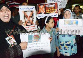 بالصور محاصرة مسرح راديو الان لمنع باسم يوسف من تصوير برنامجه