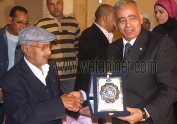 السويس تكرم كابتن غزالى  رمز المقاومة الشعبية في عيد ميلاده الـ85