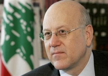 ميقاتي يدعو لضبط النفس وعدم الانفعال بعد انفجار بيروت