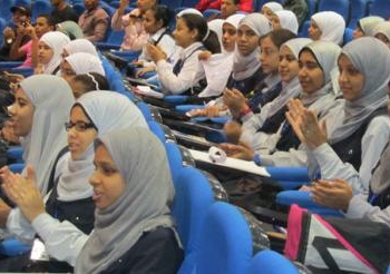 جنوب الوادى تحتفل بيوم الفتاه السنوى