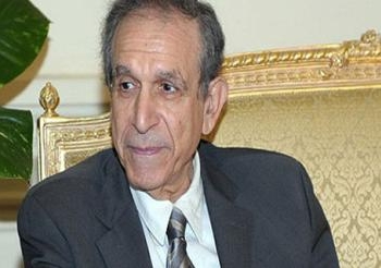 وزير التعليم العالي يتفقد جامعة جنوب الوادي