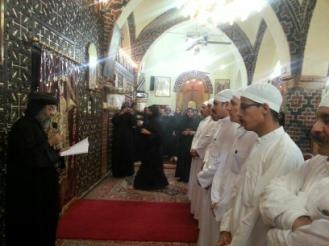 تكريس 9 رهبان و قبول ثلاث أخرين لدير العذراء بجبل إخميم