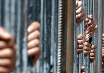 حبس ناشطين 4 أيام حاولوا احياء ذكرى مجلس الوزراء بدون ترخيص