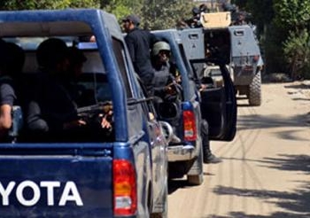 ضبط 8  اخوان من أنصار المعزول اقتحموا مركزى شرطة بالمنيا