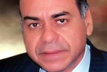 إخواني بالمنيا يحرر محضرا يثبت فيه مقاطعته للجماعة ويمزق الكارنيه