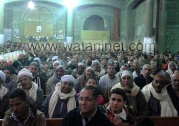 تحديا للارهاب : الآلاف يحتشدون بكنائس بني سويف تحديا للإرهاب