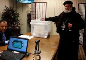 كنائس المهجر تؤيد الدستور الجديد