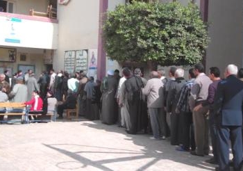 الطائرات العسكرية تحلق في سماء المنيا وتكثف التحليق بقرية دلجا