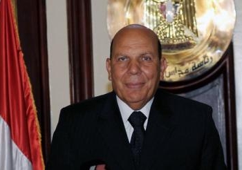 تنسيق بين جهات المتابعة للاستفتاء الحكومية لحل اى عقبات