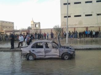 فريق من النيابة و البحث الجنائي يحقق في تفجير السويس