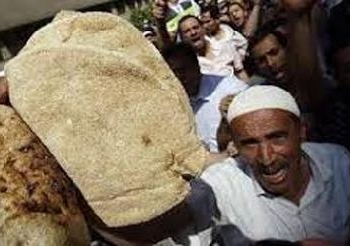 ضبط 30 قضية تموين بالمنيا بينها خبز غير مطابق ومخالفات تسعيرة